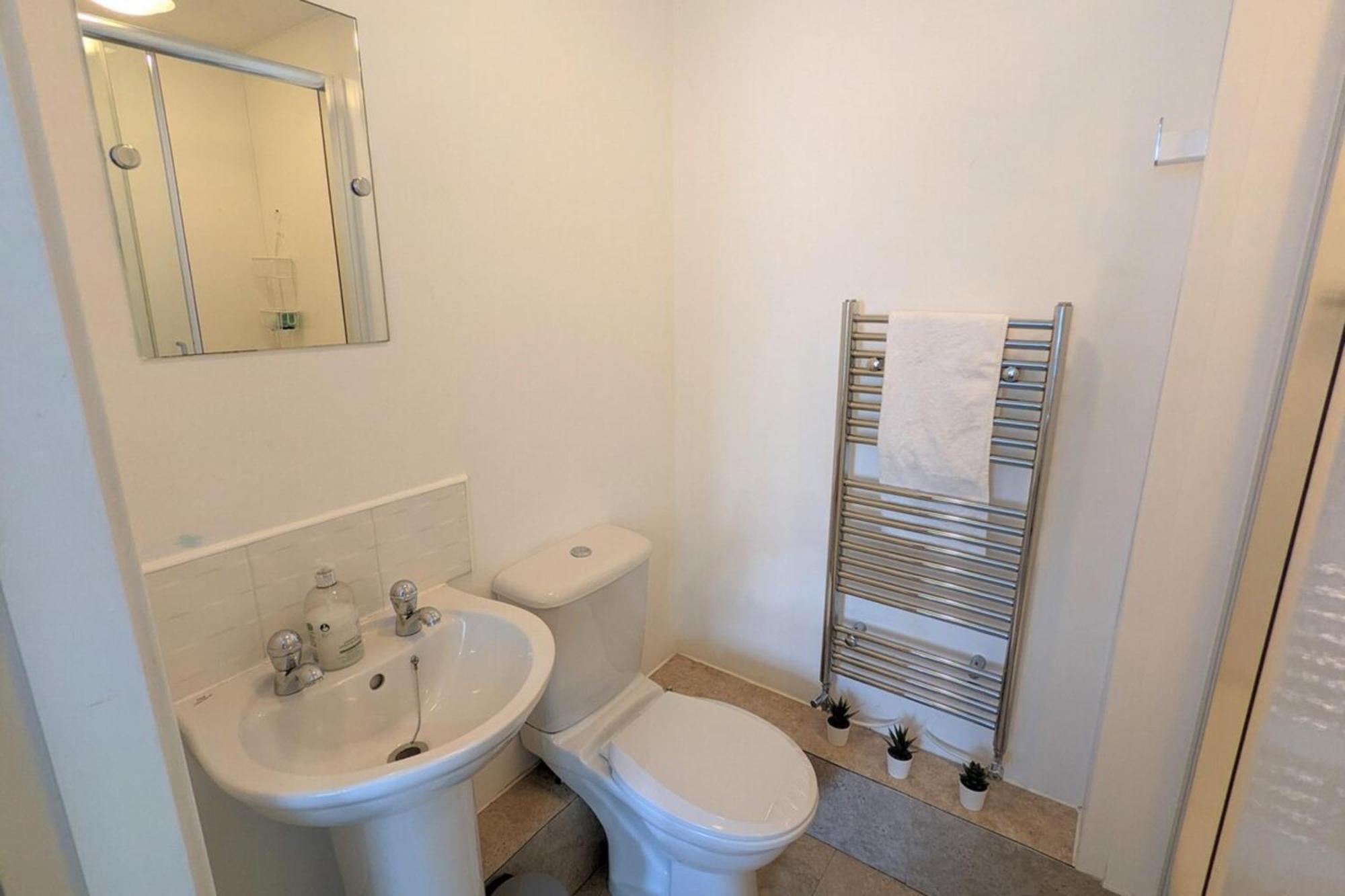 Beautiful & Homely 2Bd Flat - Manchester! Luaran gambar