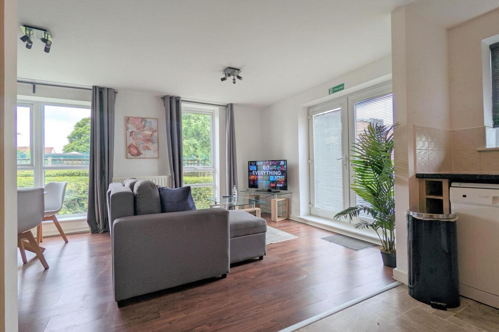 Beautiful & Homely 2Bd Flat - Manchester! Luaran gambar